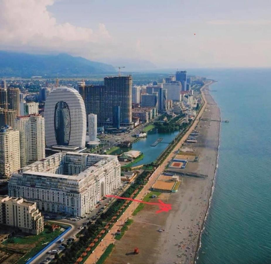 Appartamento Amazing Magnolia Batumi Esterno foto