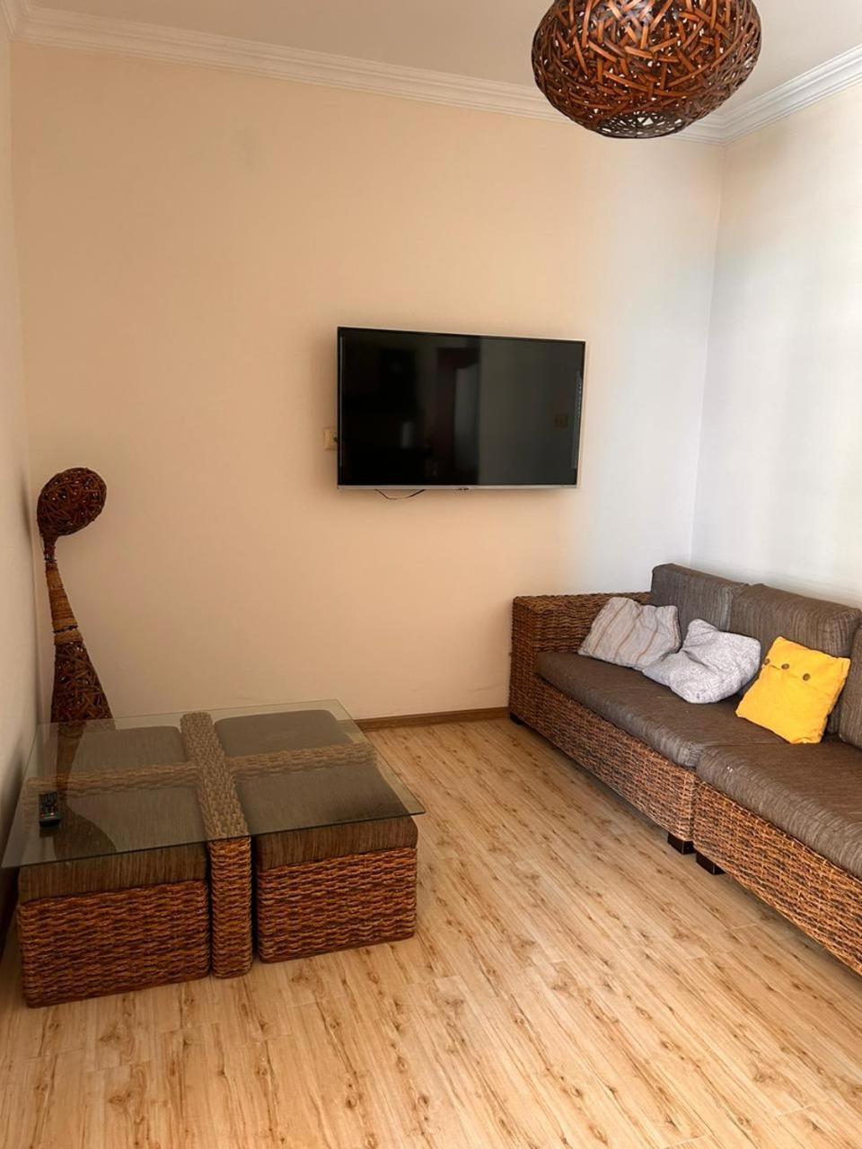 Appartamento Amazing Magnolia Batumi Esterno foto