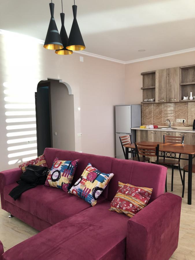 Appartamento Amazing Magnolia Batumi Esterno foto